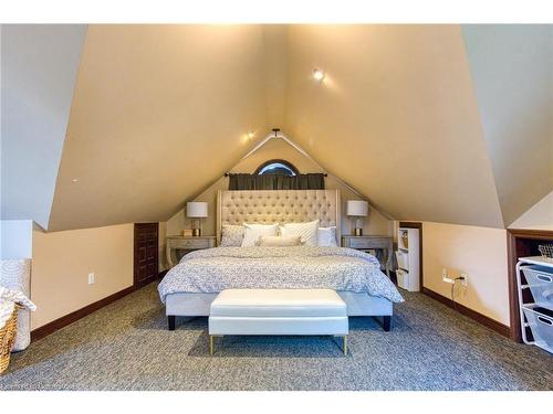 580 Fifty Road, Stoney Creek, ON - Indoor Photo Showing Bedroom