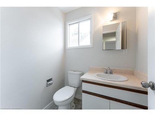 58 Novoco Drive, Hamilton, ON - Indoor Photo Showing Bathroom