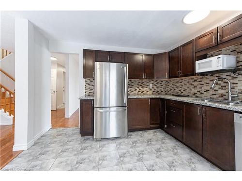 58 Novoco Drive, Hamilton, ON - Indoor Photo Showing Kitchen