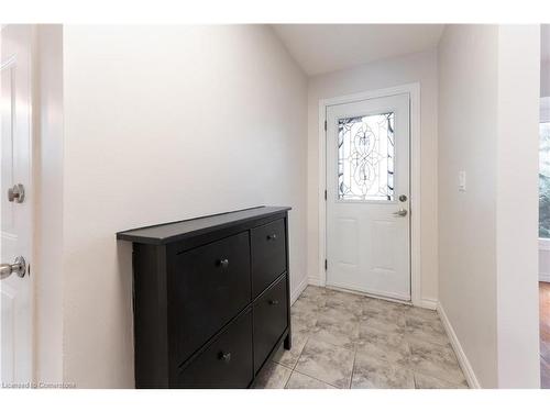 58 Novoco Drive, Hamilton, ON - Indoor Photo Showing Other Room