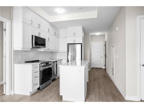 620-480 Gordon Krantz Avenue, Milton, ON - Indoor Photo Showing Kitchen With Stainless Steel Kitchen With Upgraded Kitchen