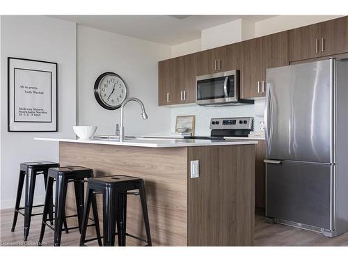 206-455 Charlton Avenue E, Hamilton, ON - Indoor Photo Showing Kitchen With Stainless Steel Kitchen