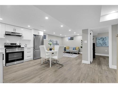 72 Sanatorium Road, Hamilton, ON - Indoor Photo Showing Kitchen