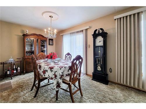 419 Red Oak Avenue, Hamilton, ON - Indoor Photo Showing Dining Room