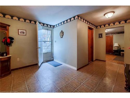 419 Red Oak Avenue, Hamilton, ON - Indoor Photo Showing Other Room