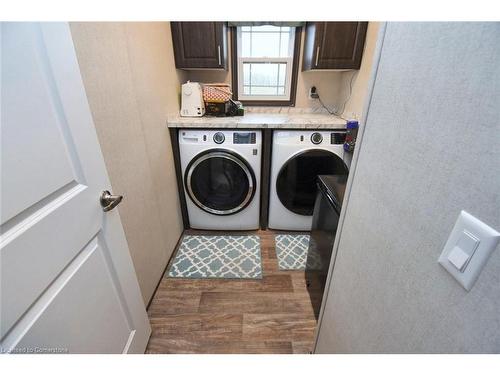 316-673 Brant-Waterloo Road, Ayr, ON - Indoor Photo Showing Laundry Room