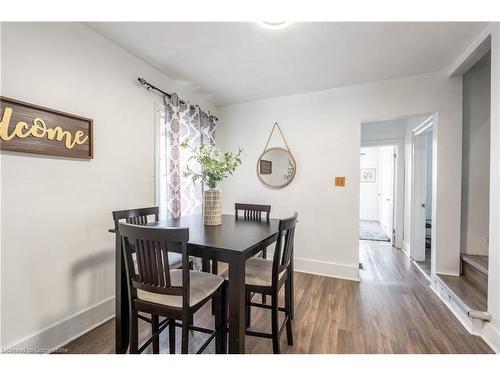 6584 Orchard Avenue, Niagara Falls, ON - Indoor Photo Showing Dining Room