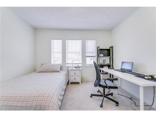 3483 Eternity Way, Oakville, ON - Indoor Photo Showing Bedroom