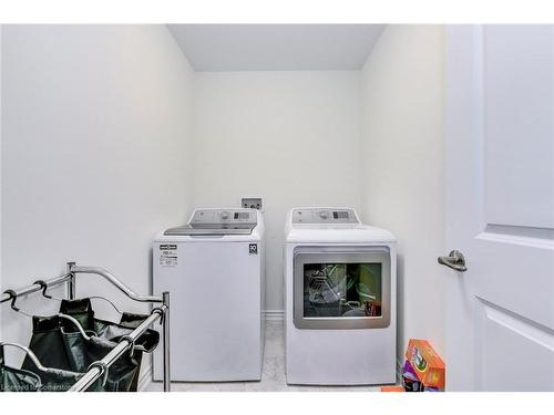 3483 Eternity Way, Oakville, ON - Indoor Photo Showing Laundry Room