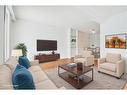 77 Cranbrook Drive, Hamilton, ON  - Indoor Photo Showing Living Room 