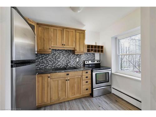 407-40 Robinson Street, Hamilton, ON - Indoor Photo Showing Kitchen With Stainless Steel Kitchen