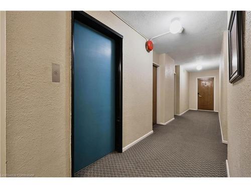 407-40 Robinson Street, Hamilton, ON - Indoor Photo Showing Other Room