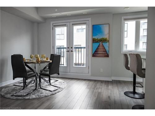 331-349 Wheat Boom Drive Drive, Oakville, ON - Indoor Photo Showing Dining Room