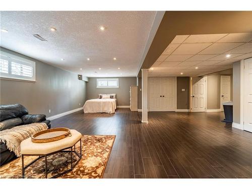 281 Brigadoon Drive, Hamilton, ON - Indoor