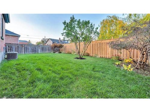 Upper-5 Sunning Hill Avenue, Hamilton, ON - Outdoor With Backyard