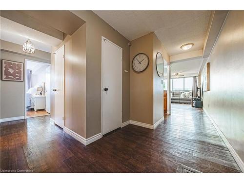 1908-150 Charlton Avenue E, Hamilton, ON - Indoor Photo Showing Other Room