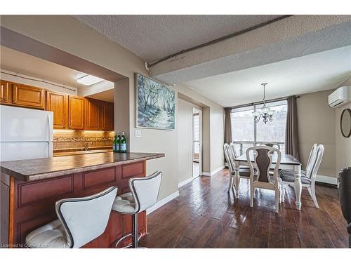 1908-150 Charlton Avenue E, Hamilton, ON - Indoor