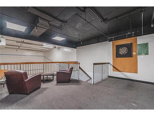 1908-150 Charlton Avenue E, Hamilton, ON - Indoor Photo Showing Garage