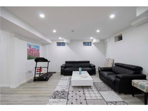 21 Malcolm Crescent, Caledonia, ON - Indoor Photo Showing Basement