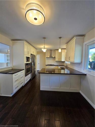 Upper Unit-23 Old Oxford Road, St. Catharines, ON - Indoor Photo Showing Kitchen