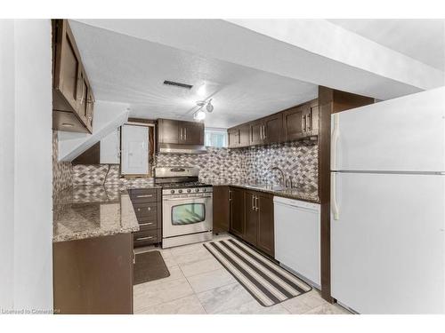 118 Second Street N, Stoney Creek, ON - Indoor Photo Showing Kitchen With Upgraded Kitchen