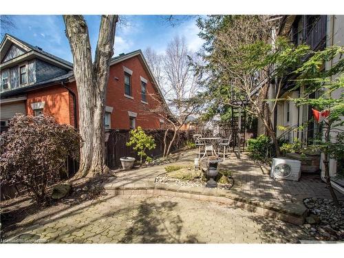 4-432 Burlington Avenue, Burlington, ON - Outdoor