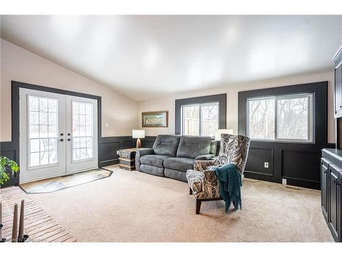 1304 Brock Road, Flamborough, ON - Indoor Photo Showing Living Room