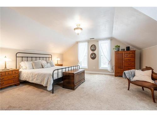 1304 Brock Road, Flamborough, ON - Indoor Photo Showing Bedroom