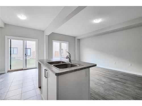 43-520 Grey Street, Brantford, ON - Indoor Photo Showing Kitchen With Double Sink