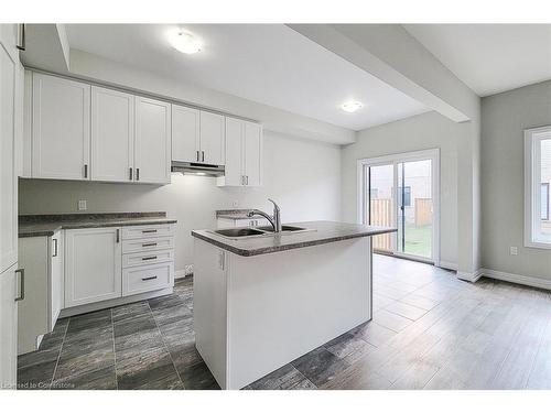 43-520 Grey Street, Brantford, ON - Indoor Photo Showing Kitchen