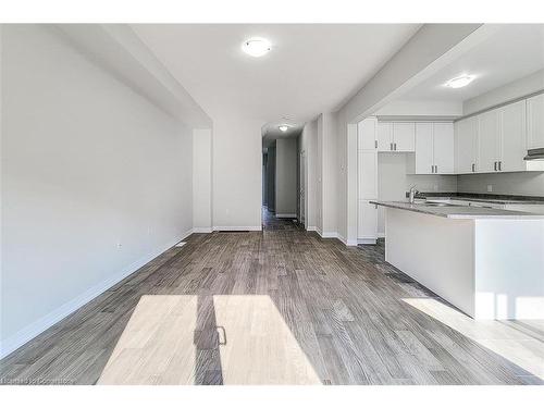 43-520 Grey Street, Brantford, ON - Indoor Photo Showing Kitchen