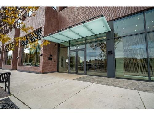 309-28 Ann Street, Mississauga, ON - Outdoor