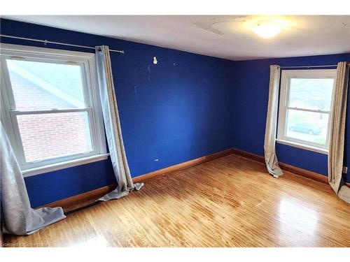 35 West 21St Street, Hamilton, ON - Indoor Photo Showing Other Room