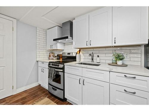 665 Drury Lane, Burlington, ON - Indoor Photo Showing Kitchen