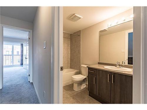 5-290 Barton Street West, Hamilton, ON - Indoor Photo Showing Bathroom