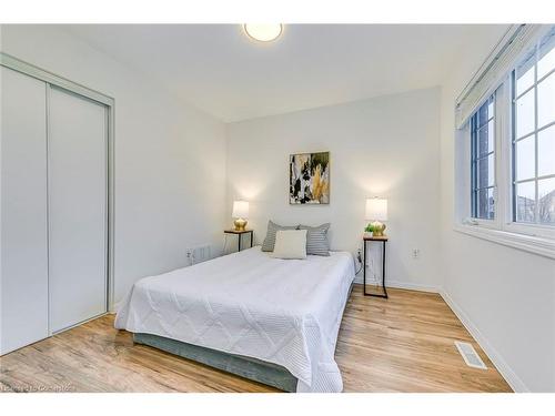 614 Cargill Path, Milton, ON - Indoor Photo Showing Bedroom