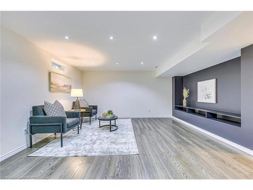 614 Cargill Path, Milton, ON - Indoor Photo Showing Living Room