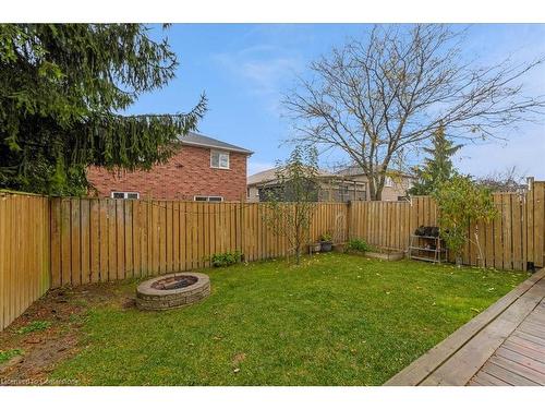 22 Brookheath Lane, Glanbrook, ON - Outdoor With Backyard