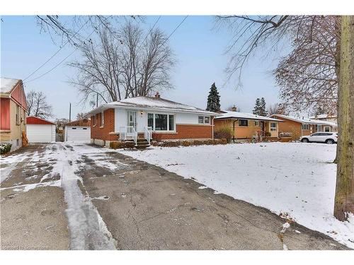 25 Grandfield Street, Hamilton, ON - Outdoor