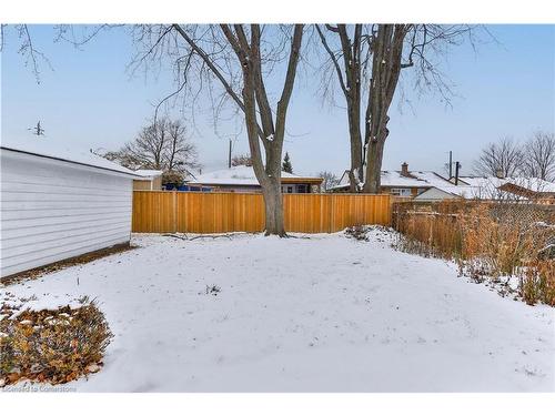 25 Grandfield Street, Hamilton, ON - Outdoor