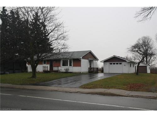 32 Talbot Road, Canfield, ON - Outdoor With Facade