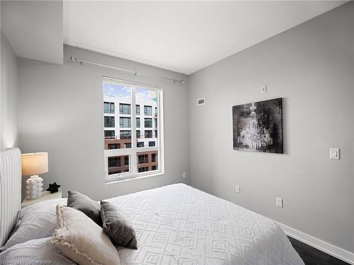 19-2486 Old Bronte Road, Oakville, ON - Indoor Photo Showing Bedroom