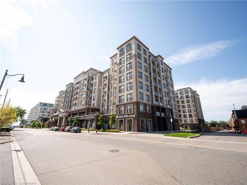 19-2486 Old Bronte Road, Oakville, ON - Outdoor With Facade