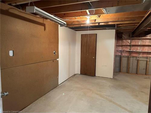 Lower-147 Locheed Drive, Hamilton, ON - Indoor Photo Showing Basement