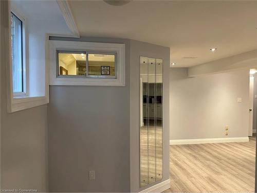 Lower-147 Locheed Drive, Hamilton, ON - Indoor Photo Showing Other Room