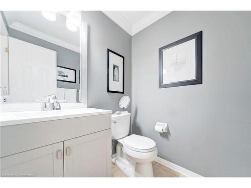 143 Valmont Street, Ancaster, ON - Indoor Photo Showing Bathroom