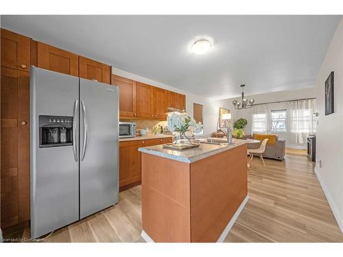 79 Province Street N, Hamilton, ON - Indoor Photo Showing Kitchen