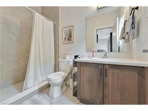 104 Parkside Drive, St. Catharines, ON - Indoor Photo Showing Bathroom