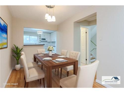 5479 Schueller Crescent, Burlington, ON - Indoor Photo Showing Dining Room