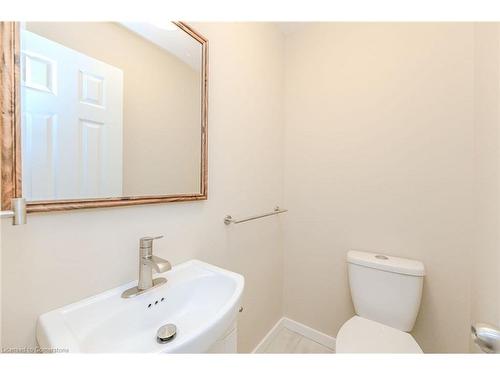 5479 Schueller Crescent, Burlington, ON - Indoor Photo Showing Bathroom